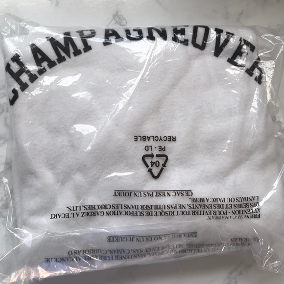 NEW Wildfox Champagneover V Neck Knit Pullover - Picture 4 of 4